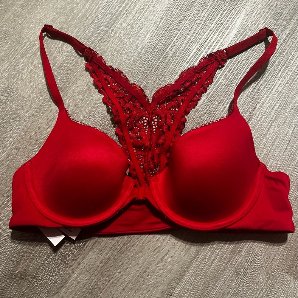 Victoria’s Secret Red Lace Bra